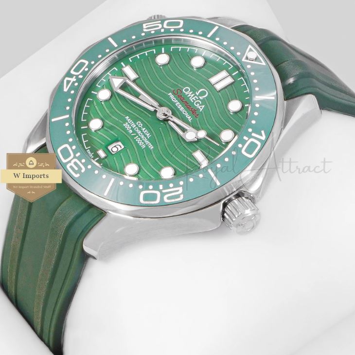 LATEST COLLECTION 300M SILVER CASE WITH GREEN DIAL & BEZEL WITH WITH RUBBER STRAP AUTOMATIC WATCH (OME GA)