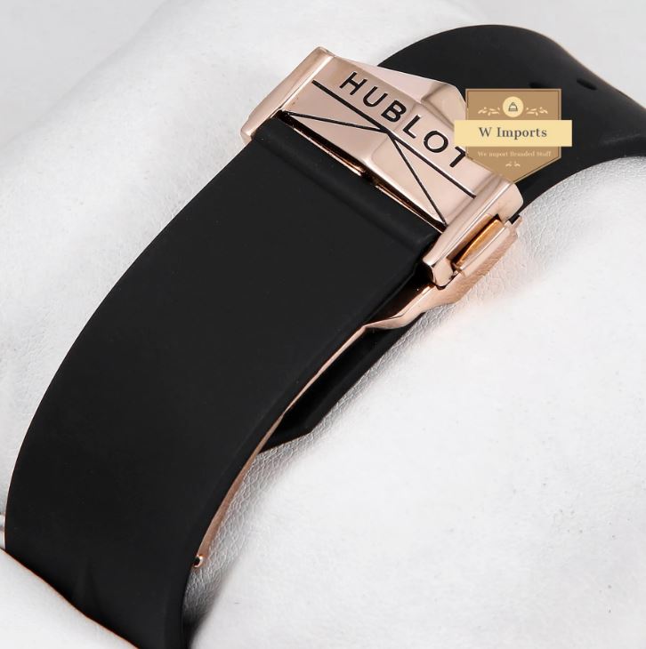 Latest Collection Chronograph Rose Gold Case With Black Rubber Strap Watch (HUB LOT)